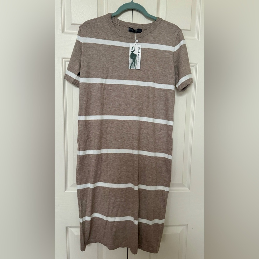 Knitted dress. Midi. New with tag.